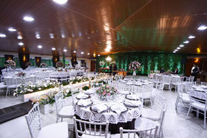 Amazon Eventos Salão para Festas em Maringá Decorado para Casamento